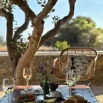 Olive Tree Homes * Ios