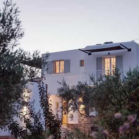 Olive Tree Homes * 이오스 코라