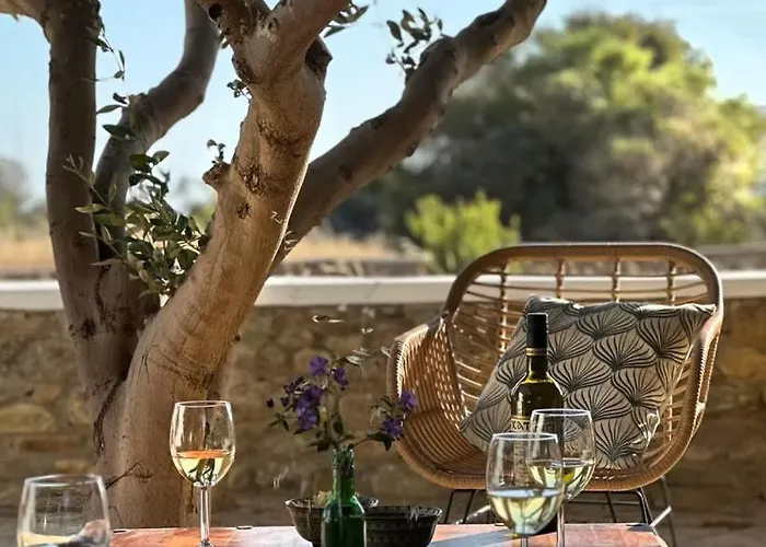 Olive Tree Homes * Chora d'Ios