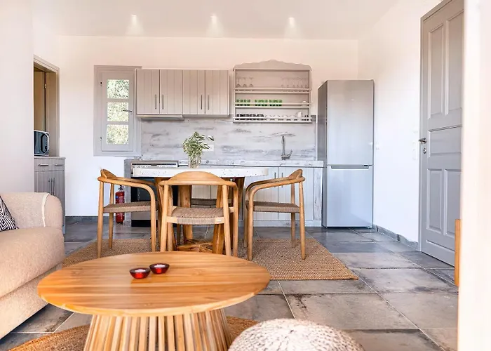 Olive Tree Homes * Chora d'Ios